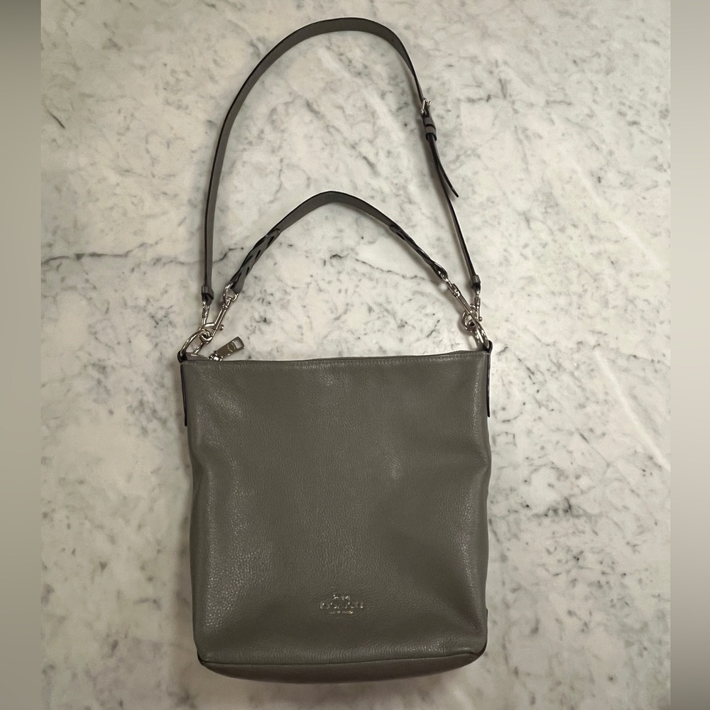 Coach Abby Duffle Chalk Soft‎ Pebbled Grey Leather Shoulder Bag F31507